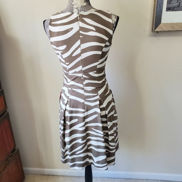 Banana Republic JSSA London zebra print dress Sz. 4 - Picture 5 of 8